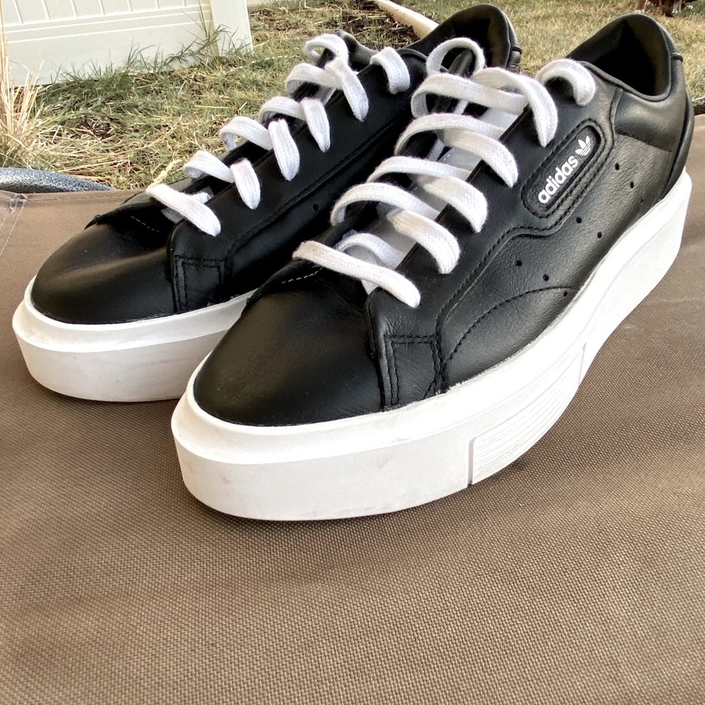 Adidas Sleek Super Core Black White Platform Shoes Women's Sizes 8